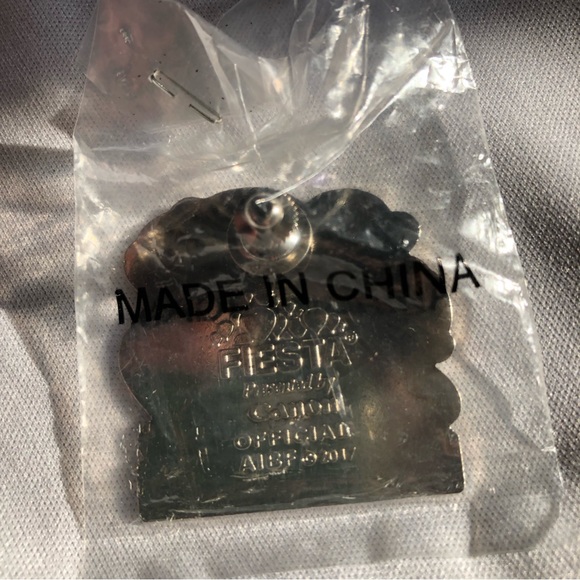 2017 Albuquerque Balloon Fiesta Embroidered Hat & Gondola Club Enamel Pin - Picture 14 of 16